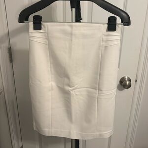 Express high waisted white skirt, NWT, Size 6